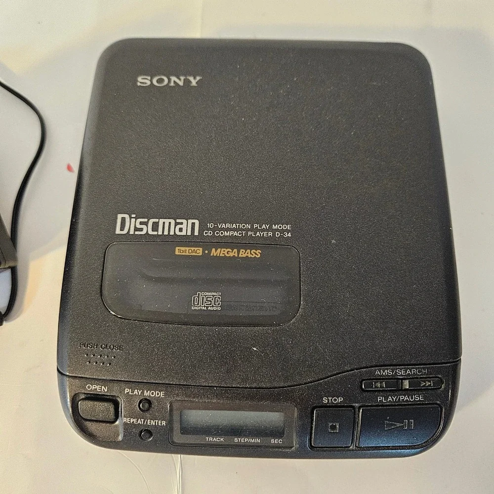 Sony Discman D-34 Portable CD Player Mega Bass 1992 & AC Adapter for PARTS
